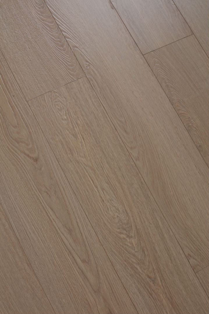 12mm 1.79sqm Soft Oak Light Waterproof Laminiate Flooring - 2 series 1.5m with IXPE underlay -216